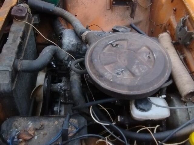 Желтый Москвич / АЗЛК 2140, объемом двигателя 1.5 л и пробегом 1 тыс. км за 356 $, фото 6 на Automoto.ua