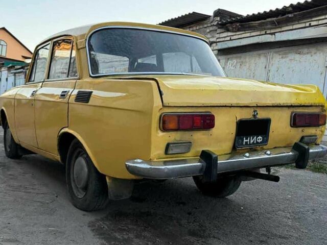 Желтый Москвич / АЗЛК 2140, объемом двигателя 0 л и пробегом 160 тыс. км за 382 $, фото 2 на Automoto.ua