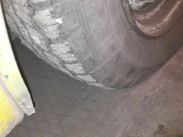 Желтый Москвич / АЗЛК 2140, объемом двигателя 1.4 л и пробегом 3 тыс. км за 709 $, фото 3 на Automoto.ua