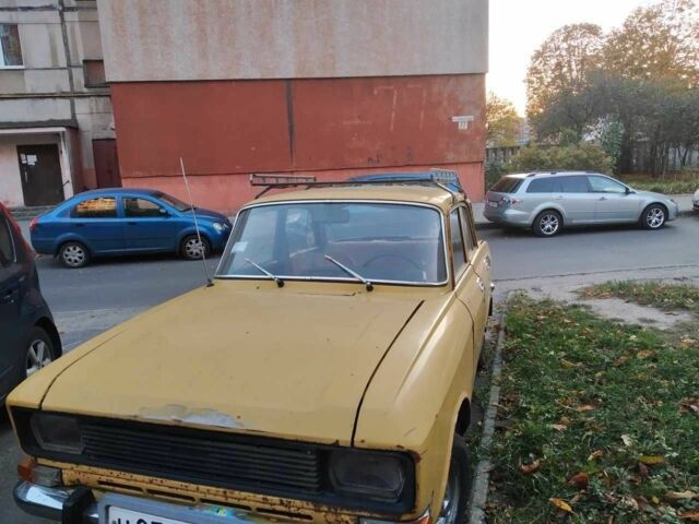 Желтый Москвич / АЗЛК 2140, объемом двигателя 1.5 л и пробегом 110 тыс. км за 322 $, фото 1 на Automoto.ua