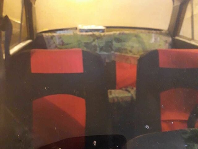 Желтый Москвич / АЗЛК 2140, объемом двигателя 1.4 л и пробегом 3 тыс. км за 709 $, фото 7 на Automoto.ua