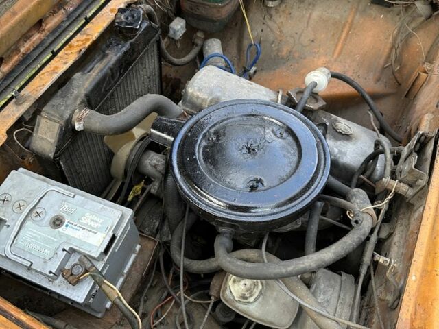 Москвич / АЗЛК 2140 1983 в Перемышлянах на Automoto.ua Желтый Москвич / АЗЛК 2140, объемом двигателя 1.5 л и пробегом 200 тыс. км за 300 $, фото 3 на Automoto.ua