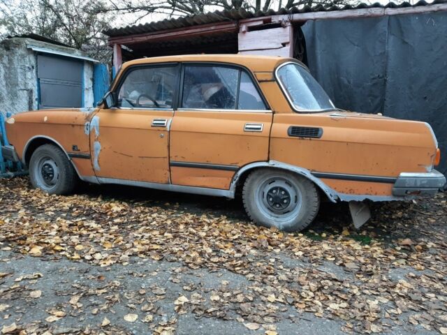 Желтый Москвич / АЗЛК 2140, объемом двигателя 1.5 л и пробегом 138 тыс. км за 131 $, фото 1 на Automoto.ua