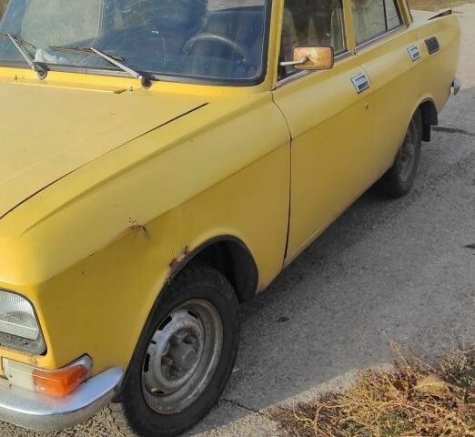 Москвич / АЗЛК 2140 1984 в Марганце на Automoto.ua Желтый Москвич / АЗЛК 2140, объемом двигателя 1 л и пробегом 1000 тыс. км за 400 $, фото 3 на Automoto.ua