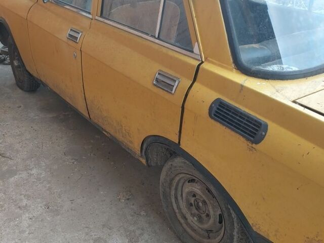 Желтый Москвич / АЗЛК 2140, объемом двигателя 0 л и пробегом 84 тыс. км за 195 $, фото 1 на Automoto.ua