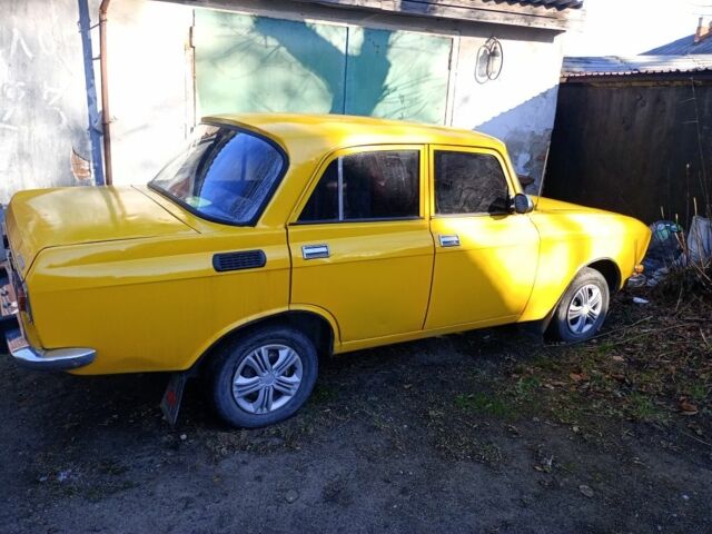 Желтый Москвич / АЗЛК 2140, объемом двигателя 0 л и пробегом 145 тыс. км за 238 $, фото 3 на Automoto.ua