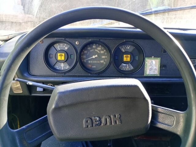 Желтый Москвич / АЗЛК 2140, объемом двигателя 0 л и пробегом 145 тыс. км за 238 $, фото 4 на Automoto.ua