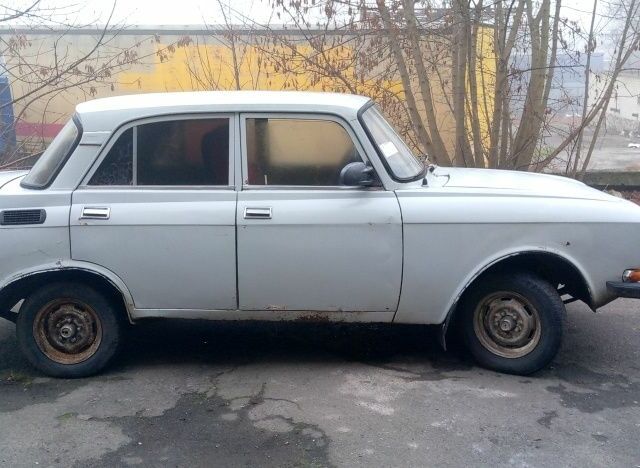 Серый Москвич / АЗЛК 2140, объемом двигателя 1 л и пробегом 75 тыс. км за 357 $, фото 2 на Automoto.ua