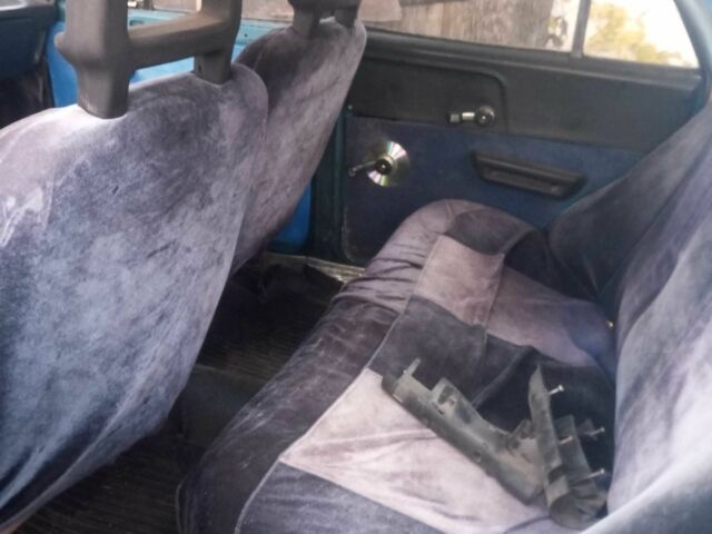 Синий Москвич / АЗЛК 2140, объемом двигателя 1.5 л и пробегом 10 тыс. км за 179 $, фото 6 на Automoto.ua