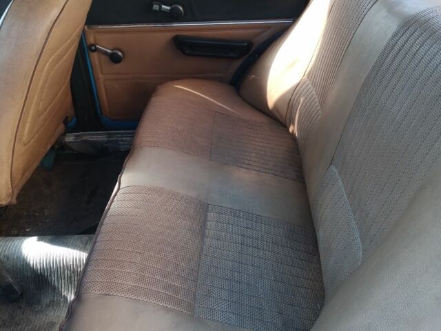 Синий Москвич / АЗЛК 2140, объемом двигателя 0 л и пробегом 100 тыс. км за 355 $, фото 6 на Automoto.ua