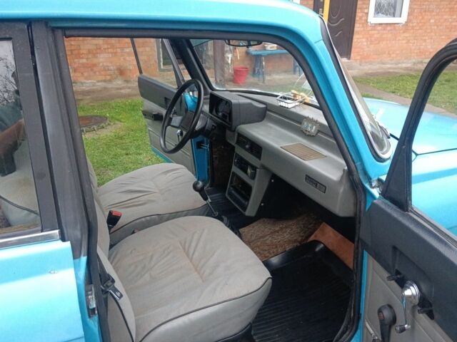 Синий Москвич / АЗЛК 2140, объемом двигателя 1.5 л и пробегом 180 тыс. км за 400 $, фото 4 на Automoto.ua