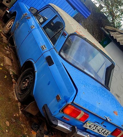 Москвич / АЗЛК 2140 1987 в Криничках на Automoto.ua Синий Москвич / АЗЛК 2140, объемом двигателя 1.5 л и пробегом 200 тыс. км за 200 $, фото 2 на Automoto.ua