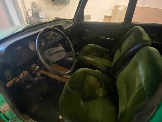 Зелений Москвич / АЗЛК 2140, об'ємом двигуна 0 л та пробігом 118 тис. км за 800 $, фото 3 на Automoto.ua