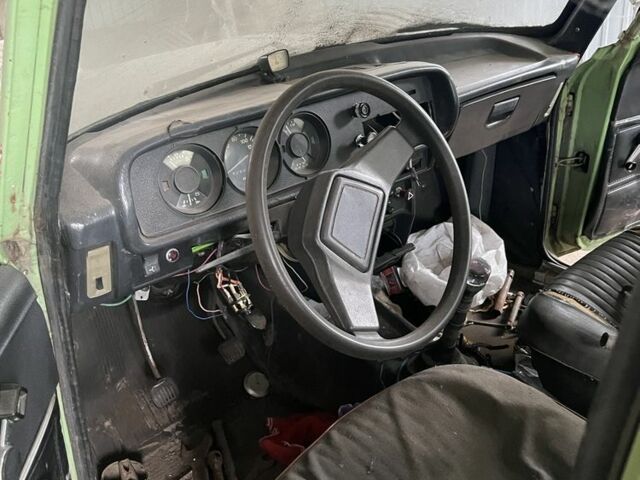 Зелений Москвич / АЗЛК 2140, об'ємом двигуна 0 л та пробігом 3 тис. км за 486 $, фото 5 на Automoto.ua