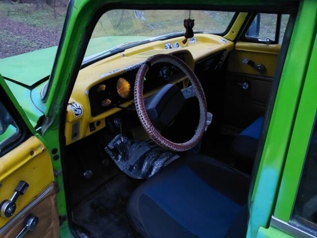 Зеленый Москвич / АЗЛК 2140, объемом двигателя 1.5 л и пробегом 680 тыс. км за 237 $, фото 5 на Automoto.ua