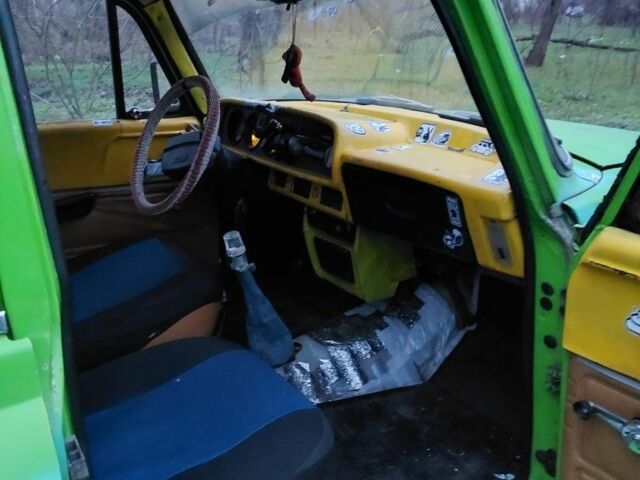 Зеленый Москвич / АЗЛК 2140, объемом двигателя 1.5 л и пробегом 680 тыс. км за 237 $, фото 3 на Automoto.ua