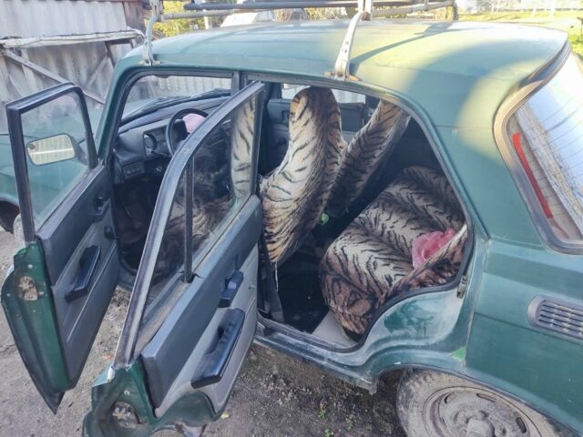 Зеленый Москвич / АЗЛК 2140, объемом двигателя 0 л и пробегом 1000 тыс. км за 358 $, фото 5 на Automoto.ua