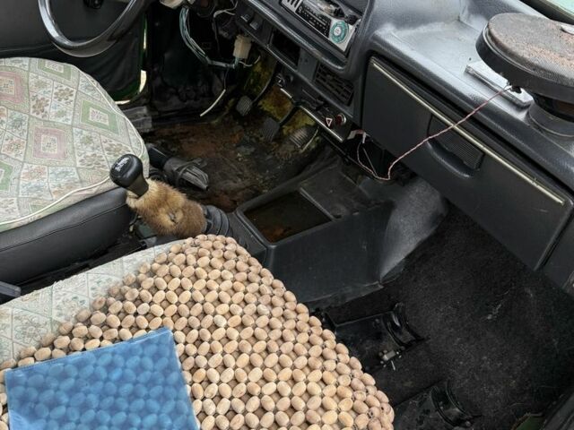 Зелений Москвич / АЗЛК 2140, об'ємом двигуна 0 л та пробігом 200 тис. км за 132 $, фото 4 на Automoto.ua