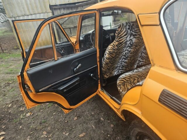 Оранжевый Москвич / АЗЛК 2140, объемом двигателя 0 л и пробегом 73 тыс. км за 550 $, фото 1 на Automoto.ua