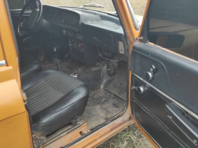 Оранжевый Москвич / АЗЛК 2140, объемом двигателя 2 л и пробегом 30 тыс. км за 334 $, фото 4 на Automoto.ua