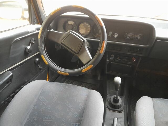 Помаранчевий Москвич / АЗЛК 2140, об'ємом двигуна 1.5 л та пробігом 173 тис. км за 450 $, фото 15 на Automoto.ua