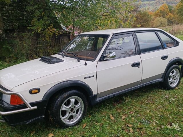 Белый Москвич / АЗЛК 2141, объемом двигателя 1.8 л и пробегом 65 тыс. км за 1500 $, фото 3 на Automoto.ua