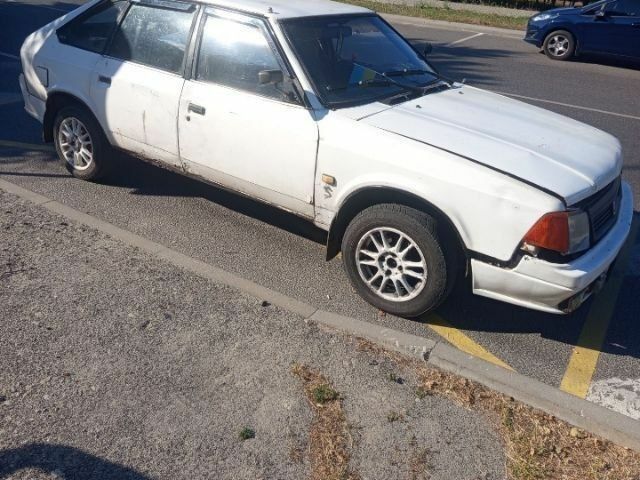 Белый Москвич / АЗЛК 2141, объемом двигателя 1.7 л и пробегом 800 тыс. км за 191 $, фото 3 на Automoto.ua