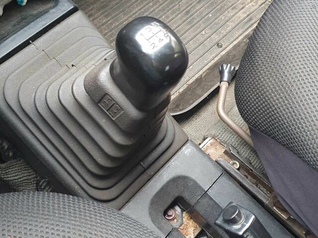 Москвич / АЗЛК 2141 1990 в Киеве на Automoto.ua Белый Москвич / АЗЛК 2141, объемом двигателя 0 л и пробегом 1000 тыс. км за 815 $, фото 6 на Automoto.ua