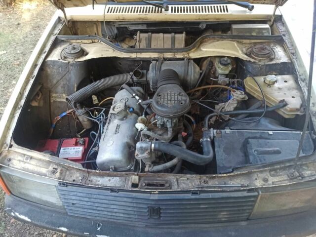 Белый Москвич / АЗЛК 2141, объемом двигателя 1.5 л и пробегом 1000 тыс. км за 333 $, фото 6 на Automoto.ua