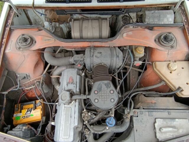 Белый Москвич / АЗЛК 2141, объемом двигателя 1.5 л и пробегом 50 тыс. км за 829 $, фото 14 на Automoto.ua