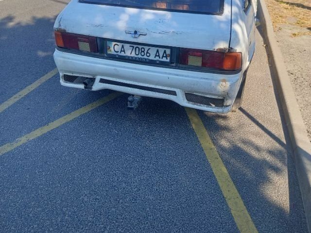 Белый Москвич / АЗЛК 2141, объемом двигателя 1.7 л и пробегом 800 тыс. км за 191 $, фото 5 на Automoto.ua