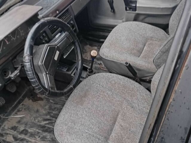 Москвич / АЗЛК 2141 1991 у Изюме на Automoto.ua Білий Москвич / АЗЛК 2141, об'ємом двигуна 1.6 л та пробігом 1 тис. км за 552 $, фото 3 на Automoto.ua