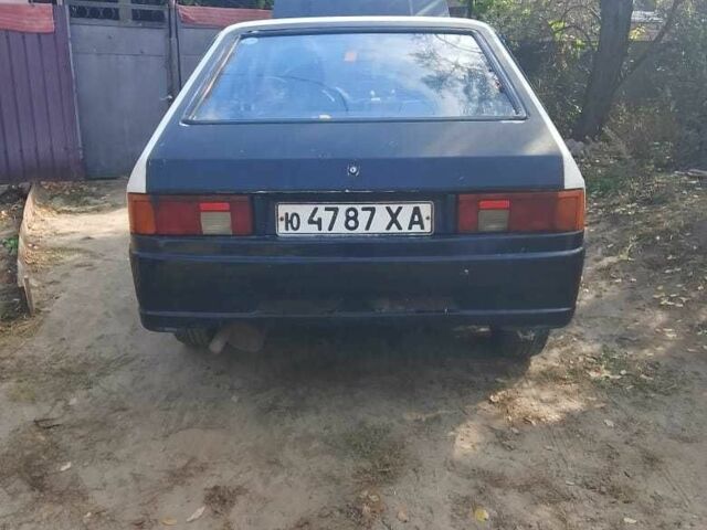 Москвич / АЗЛК 2141 1991 у Изюме на Automoto.ua Білий Москвич / АЗЛК 2141, об'ємом двигуна 1.6 л та пробігом 1 тис. км за 552 $, фото 4 на Automoto.ua