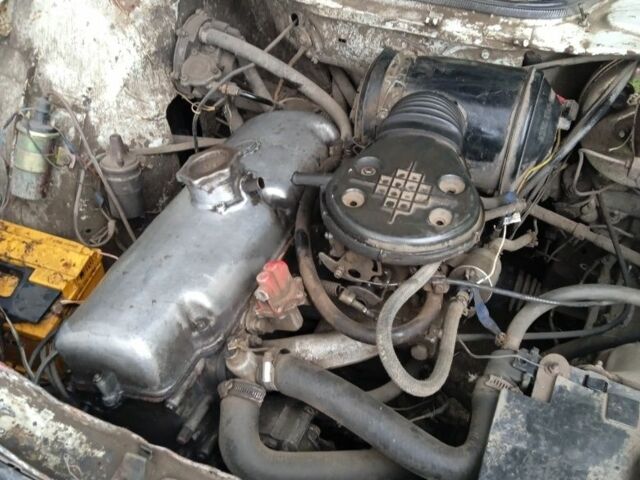 Москвич / АЗЛК 2141 1991 в Харькове на Automoto.ua Белый Москвич / АЗЛК 2141, объемом двигателя 0 л и пробегом 3 тыс. км за 500 $, фото 9 на Automoto.ua