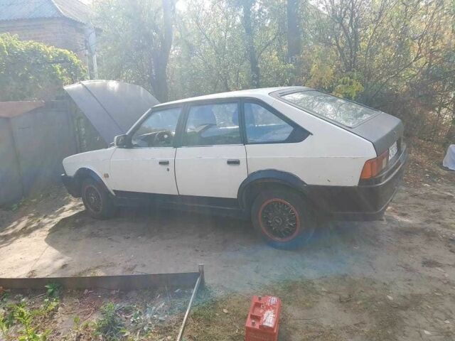 Москвич / АЗЛК 2141 1991 у Изюме на Automoto.ua Білий Москвич / АЗЛК 2141, об'ємом двигуна 1.6 л та пробігом 1 тис. км за 552 $, фото 6 на Automoto.ua