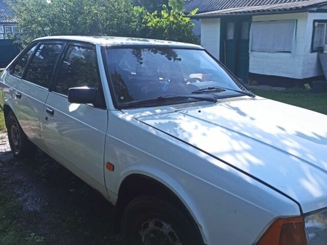 Білий Москвич / АЗЛК 2141, об'ємом двигуна 1.5 л та пробігом 150 тис. км за 480 $, фото 4 на Automoto.ua