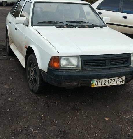 Белый Москвич / АЗЛК 2141, объемом двигателя 2 л и пробегом 1000 тыс. км за 643 $, фото 3 на Automoto.ua
