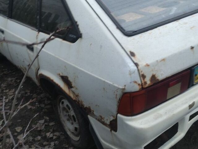 Білий Москвич / АЗЛК 2141, об'ємом двигуна 0 л та пробігом 15 тис. км за 249 $, фото 3 на Automoto.ua