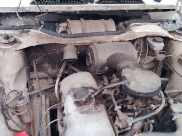 Белый Москвич / АЗЛК 2141, объемом двигателя 1 л и пробегом 3 тыс. км за 350 $, фото 7 на Automoto.ua