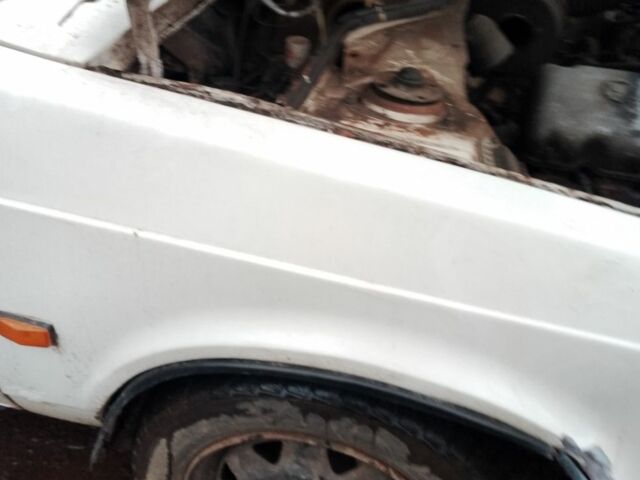 Белый Москвич / АЗЛК 2141, объемом двигателя 1 л и пробегом 3 тыс. км за 350 $, фото 6 на Automoto.ua