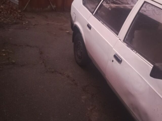 Белый Москвич / АЗЛК 2141, объемом двигателя 1 л и пробегом 60 тыс. км за 369 $, фото 2 на Automoto.ua