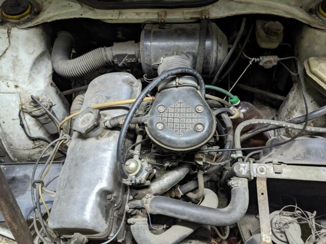 Білий Москвич / АЗЛК 2141, об'ємом двигуна 0 л та пробігом 100 тис. км за 350 $, фото 2 на Automoto.ua