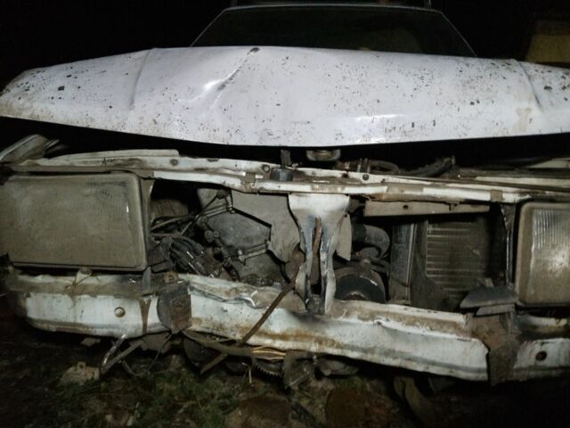 Белый Москвич / АЗЛК 2141, объемом двигателя 0 л и пробегом 1000 тыс. км за 238 $, фото 1 на Automoto.ua