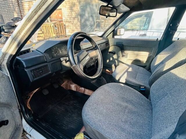 Білий Москвич / АЗЛК 2141, об'ємом двигуна 1.5 л та пробігом 200 тис. км за 477 $, фото 6 на Automoto.ua