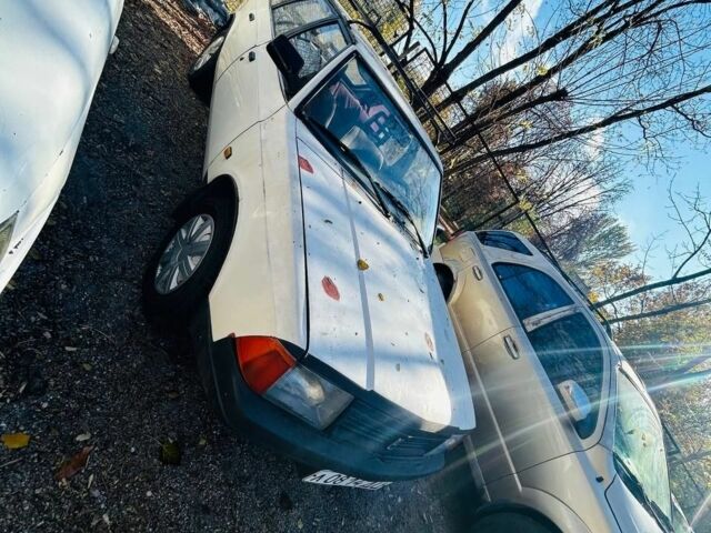 Білий Москвич / АЗЛК 2141, об'ємом двигуна 1.5 л та пробігом 200 тис. км за 477 $, фото 2 на Automoto.ua