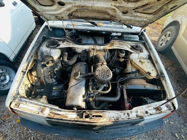 Білий Москвич / АЗЛК 2141, об'ємом двигуна 1.5 л та пробігом 200 тис. км за 477 $, фото 4 на Automoto.ua