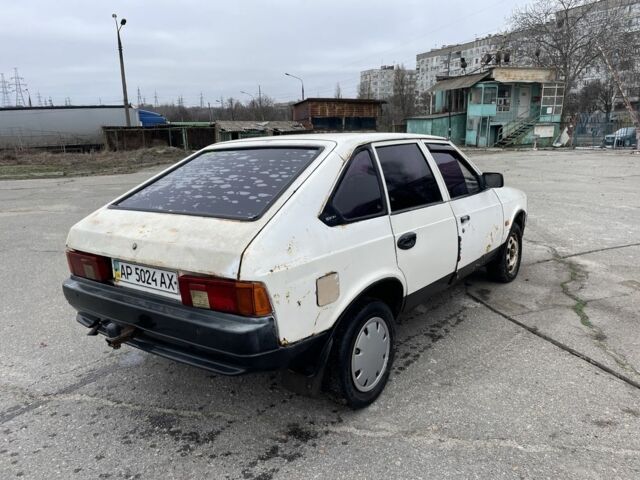 Белый Москвич / АЗЛК 2141, объемом двигателя 0 л и пробегом 250 тыс. км за 350 $, фото 2 на Automoto.ua