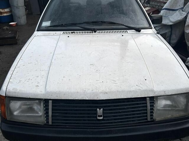 Білий Москвич / АЗЛК 2141, об'ємом двигуна 0 л та пробігом 150 тис. км за 426 $, фото 3 на Automoto.ua