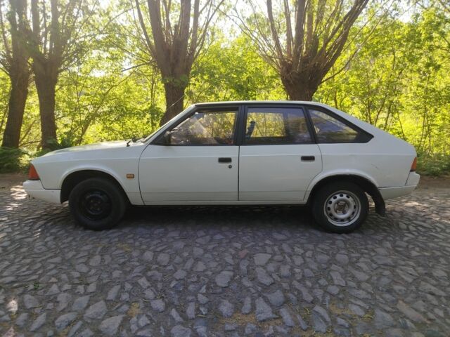 Белый Москвич / АЗЛК 2141, объемом двигателя 0 л и пробегом 323 тыс. км за 1642 $, фото 6 на Automoto.ua