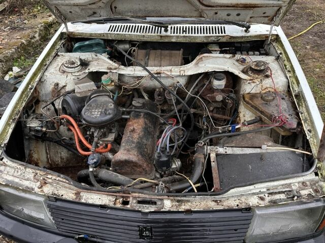 Білий Москвич / АЗЛК 2141, об'ємом двигуна 0 л та пробігом 300 тис. км за 473 $, фото 6 на Automoto.ua